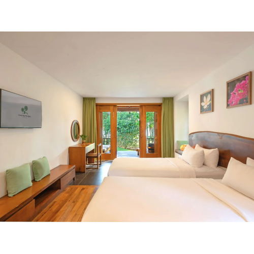 Beachfront Sharing Pool Villa